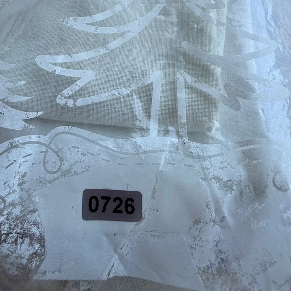 Vintage Hand Embroidered Linen Table Runner and Placemat Set White Floral